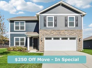 618 Sandalwood Dr, Greenfield, IN 46140