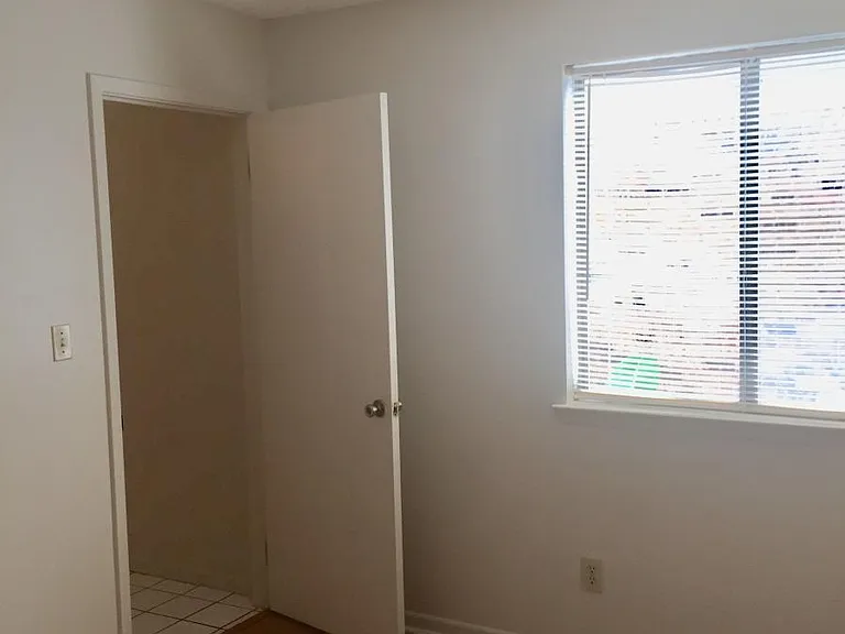 2830 Villager Cir — Photo 24