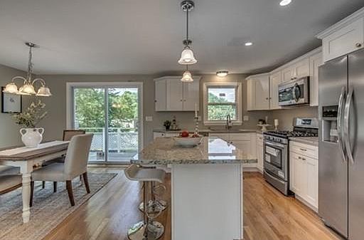 5th image of 7 Pioneer Cir