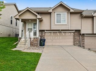 19720 Marinda St, Omaha, NE 68130