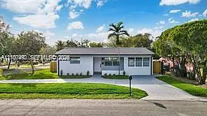916 SW 7th Ave