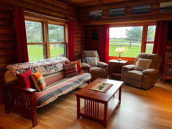45 W Shore Duck Lake Rd, Babb, MT 59411