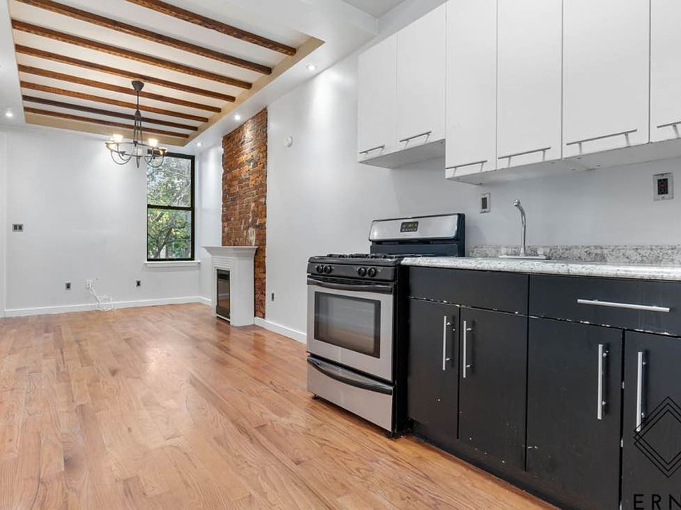 1st image of 913 Saint Johns Pl APT 3A