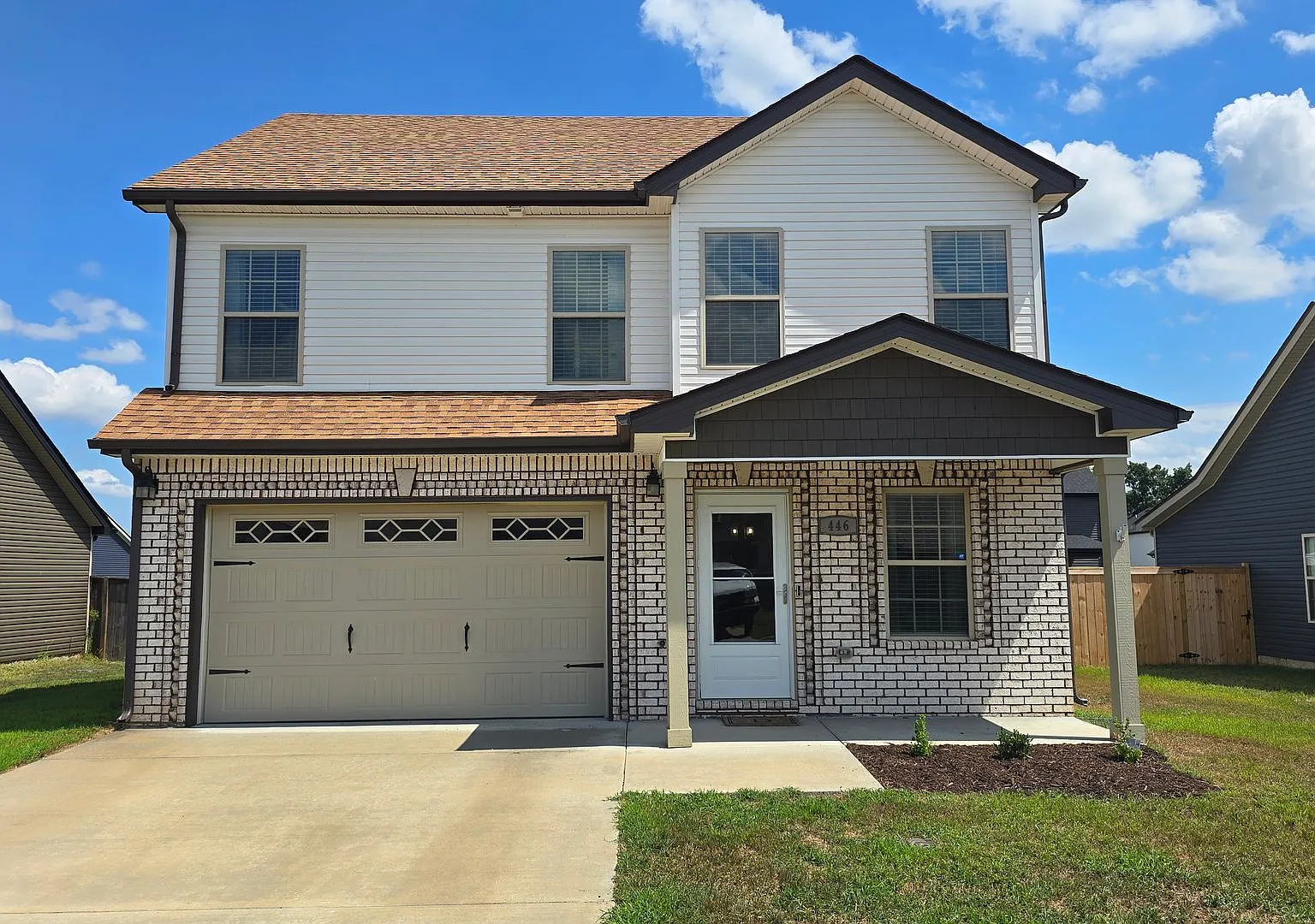 Beautiful 3 BDS 2 BA with fenced in yard — Photo 1