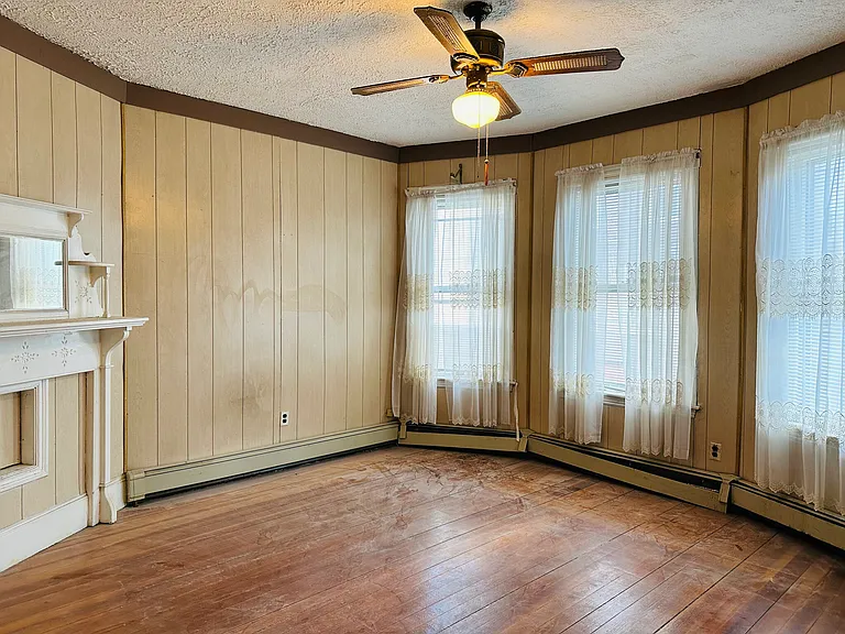 38 Jefferson St #1 — Photo 7