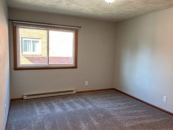 2nd image of 231 N 1st St APT 4-S4