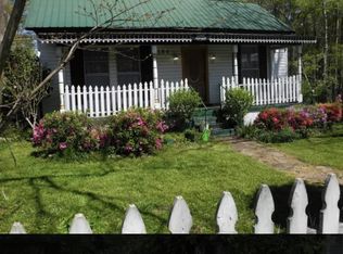 184 Cato St, Manchester, GA 31816