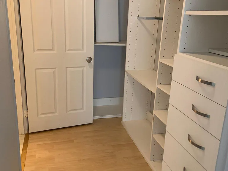 4501 Cedros Ave — Photo 12