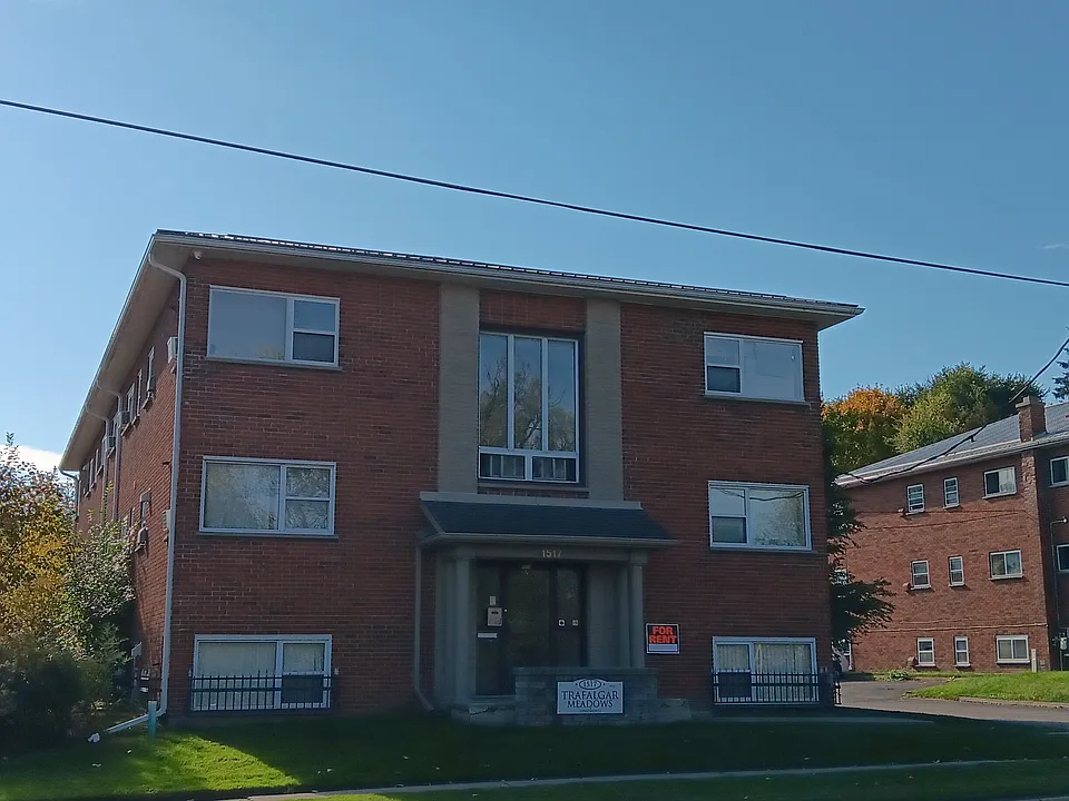 1517 Trafalgar St #4