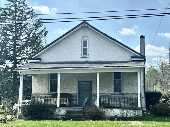 1462 N Gravel Pike, Perkiomenville, PA 18074
