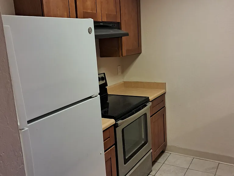 1457 N Camino Alto #107 — Photo 3