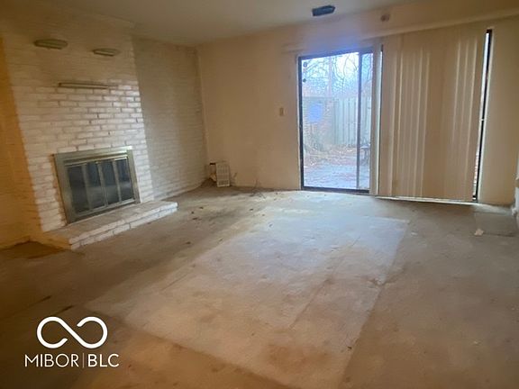 3rd image of 1352 Tishman Ln