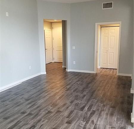 5th image of 35 E Agate Ave Unit 303