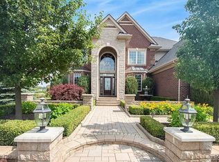 51862 Curtis Ct, Northville, MI 48167
