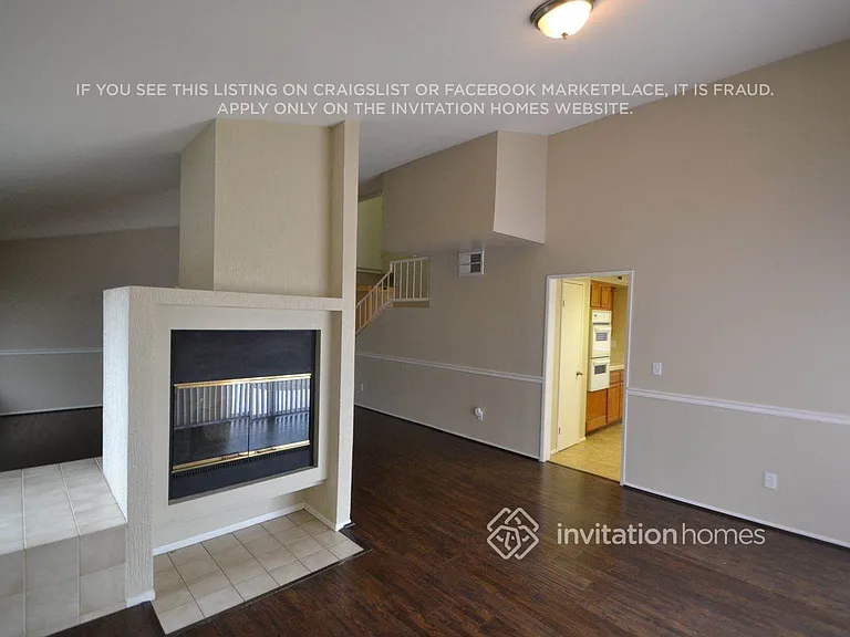 5319 Gardendale Ln — Photo 3
