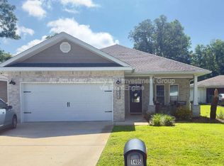 1405 Hickory St, Niceville, FL 32578