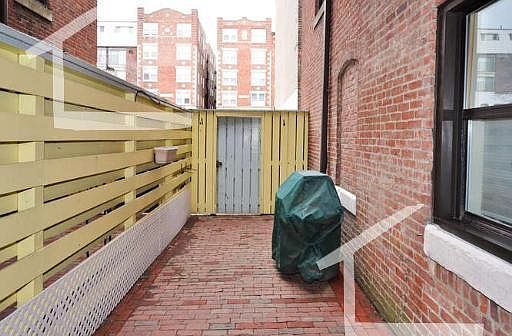 5th image of 95 Gainsborough St APT 006