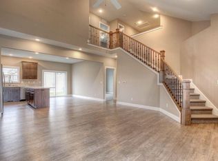 3417 Boulder Ridge Dr, Champaign, IL 61822