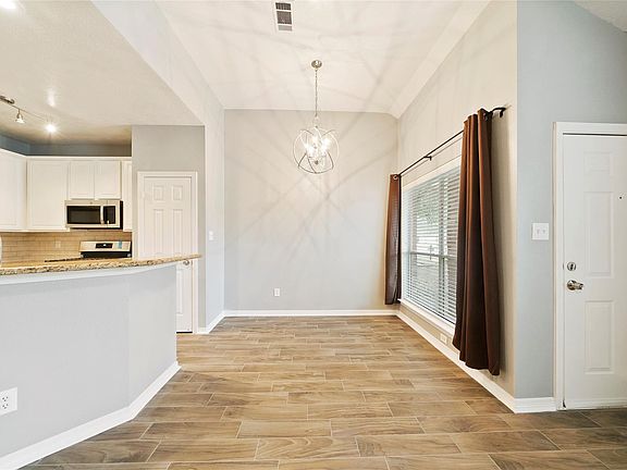 4th image of 10815 Norchester Village Dr