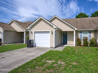 199 Pine Hollow Rd, Holly Ridge, NC 28445