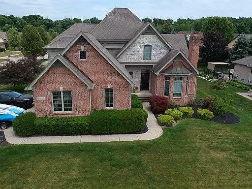 1st image of 52200 Maple Ct