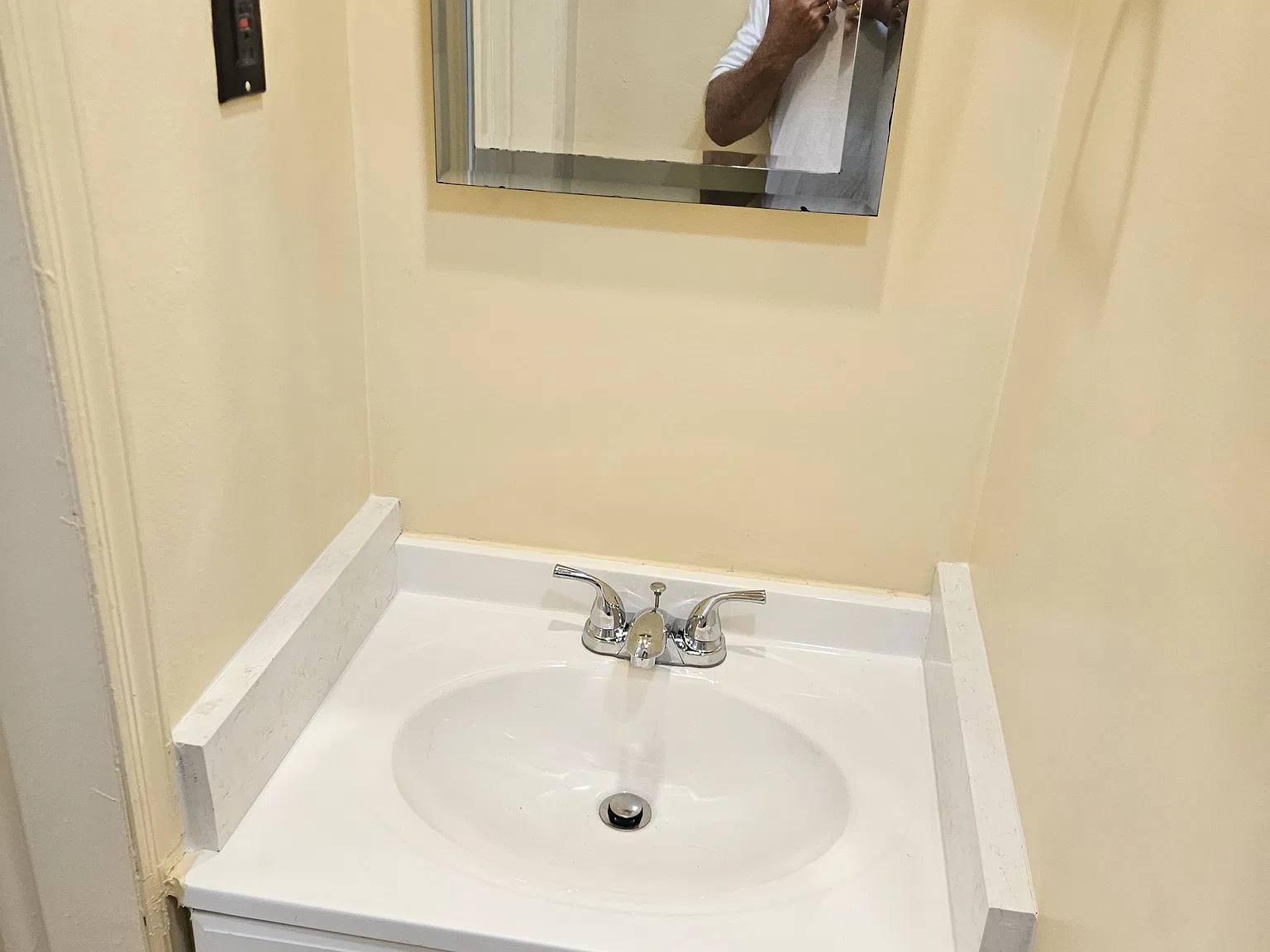 1 bed, 400 sqft, $1,470 — Photo 2
