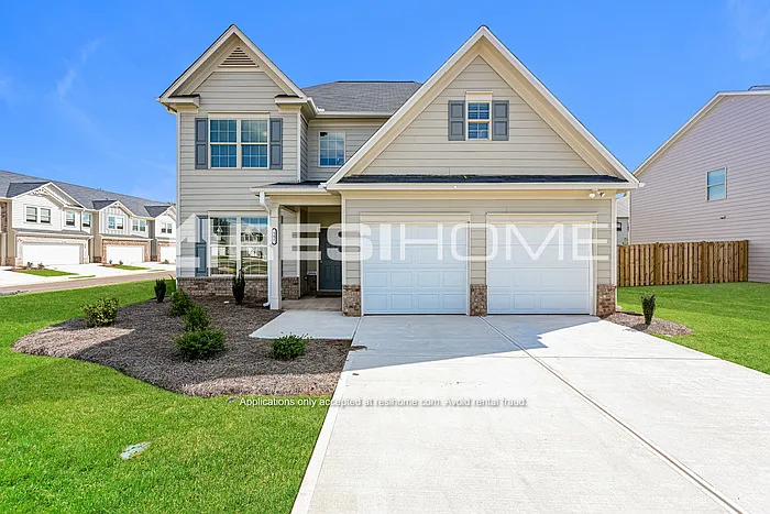 4 bed, 2.5 bath, 2228 sqft, $2,975 — Photo 1