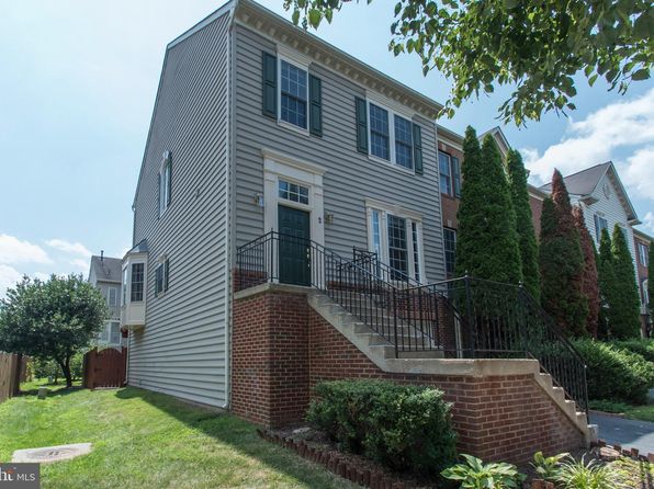2 Rockingham Ct
