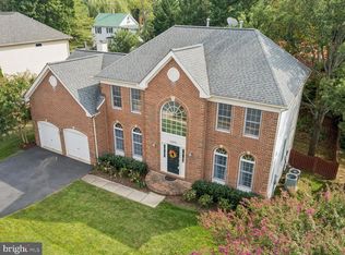 12505 Ridgegate Dr, Herndon, VA 20170