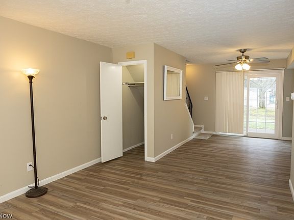 4th image of 13716 Oakbrook Dr #3716