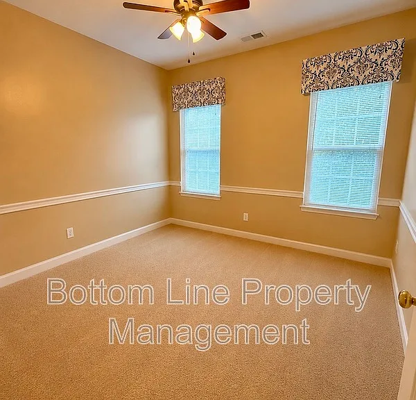 8045 Talcott Dr — Photo 30