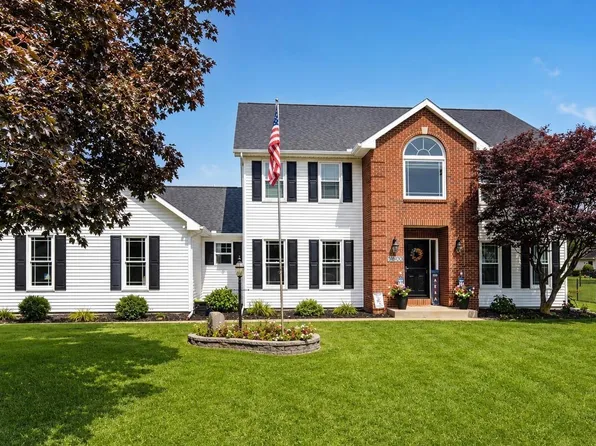 51600 Brighton Ct, Granger, IN 46530