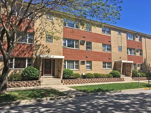 1st image of 32 Elgin Ave APT B4