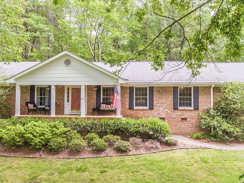 1st image of 145 Palisades Dr