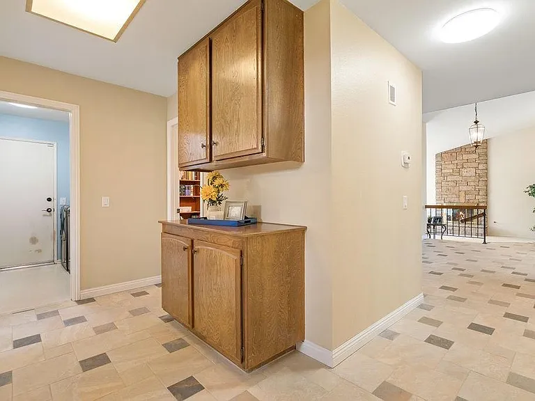 4739 Coronado Ln — Photo 16