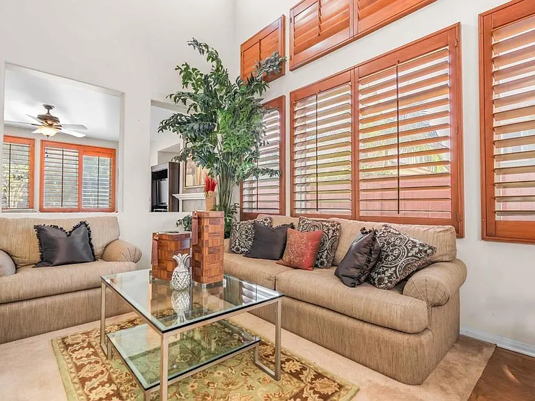 465 Avenida Antonio — Photo 5