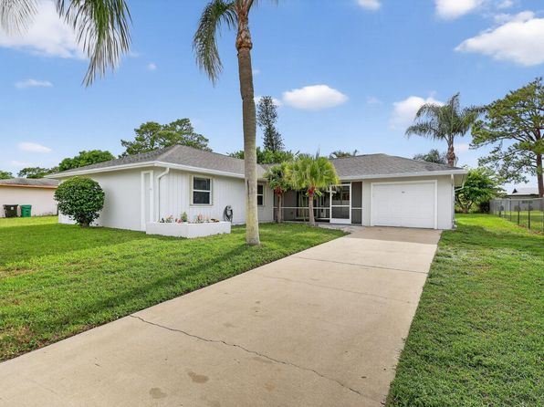 726 SW Ravenswood Ln