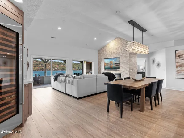 4549 S Arrow Point Dr APT 303, Harrison, ID 83833