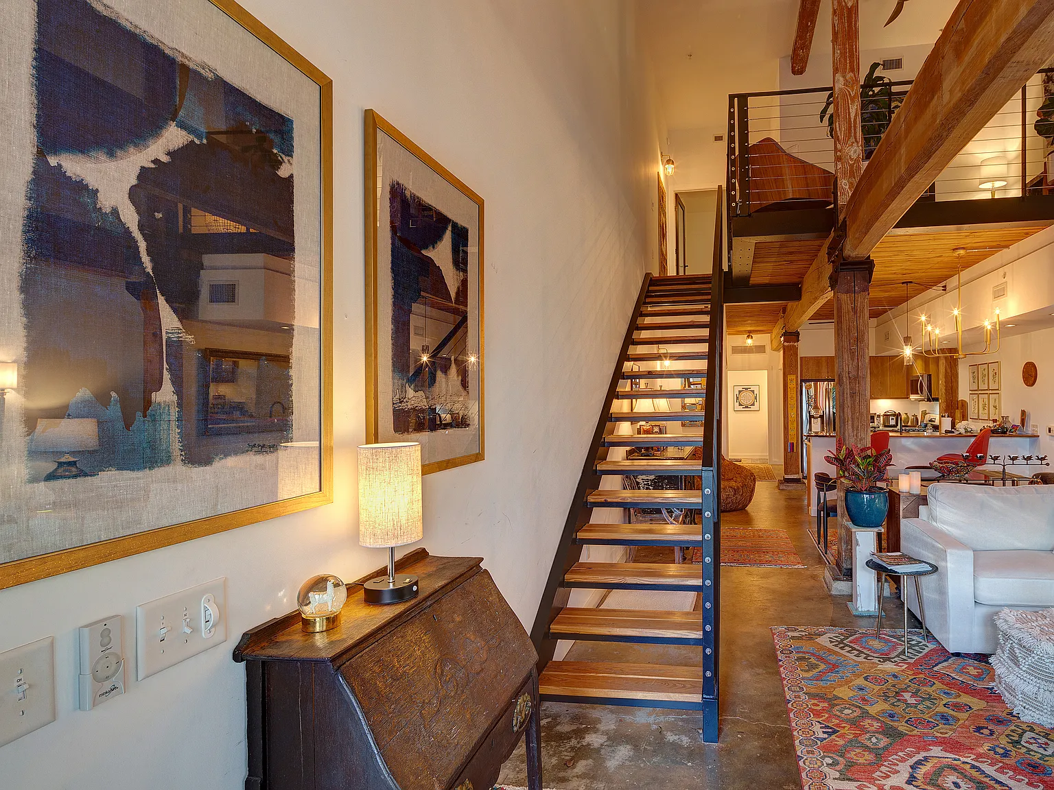 1 bed, 1.5 bath, 1240 sqft, $1,995 — Photo 3