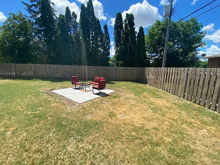 Hidden Creek — Photo 16