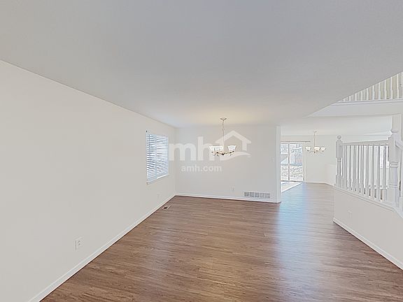 4th image of 11384 Kenton St