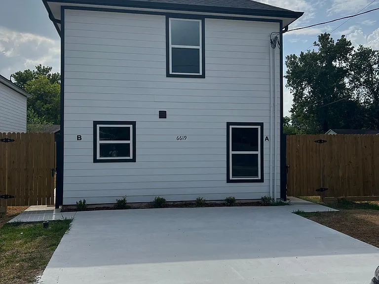 6619 Bacher St — Photo 3