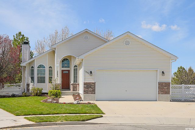 1st image of 5882 W Vogue Ct