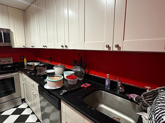 4th image of 10 Weston Ave APT 110
