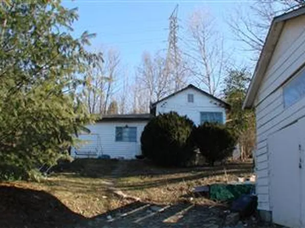 1329 Saint Johns Ln, Wilder, KY 41076