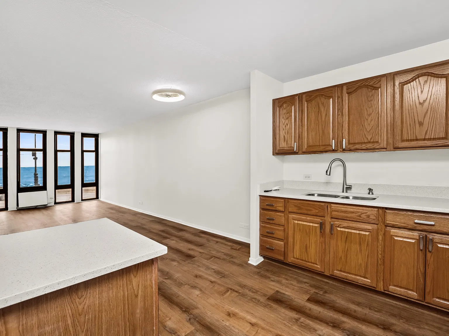 1 bed, 800 sqft, $1,750 — Photo 1