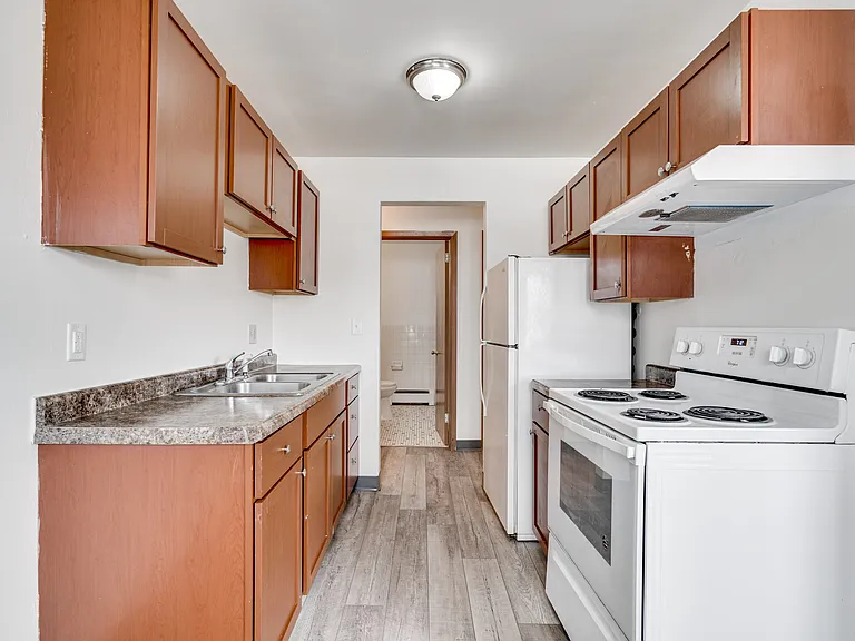 McCarron's View Apartments — Photo 47