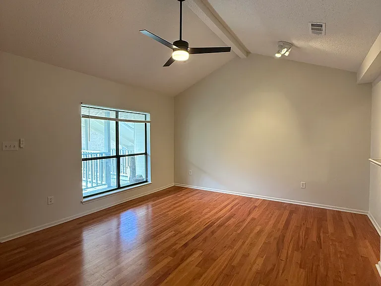 5212 Butter Creek Ln #D-6 — Photo 4