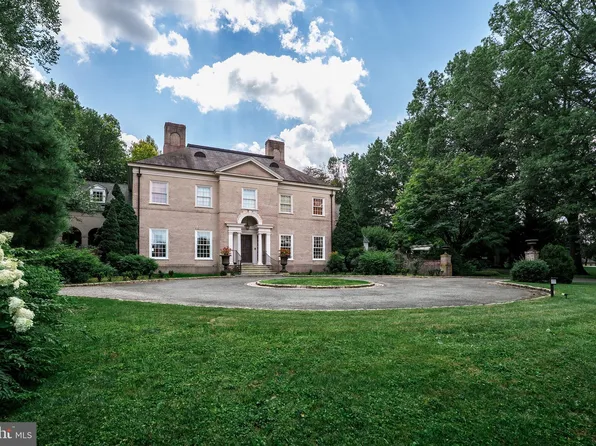 177 River Dr, Lancaster, PA 17603