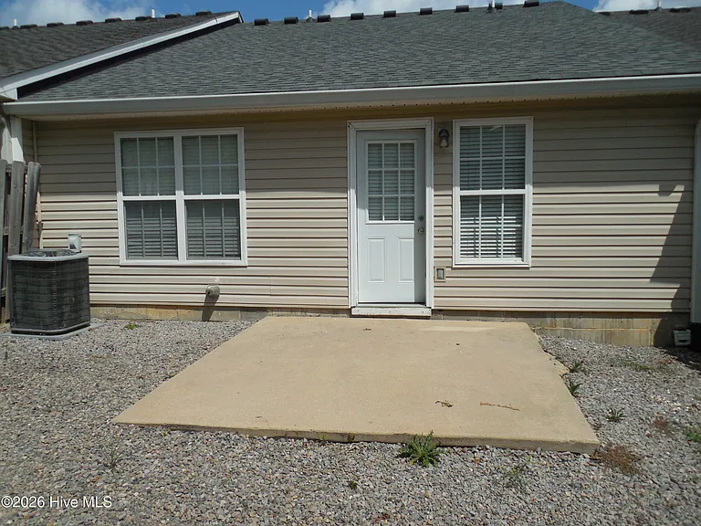 420 Northrop Pl — Photo 12